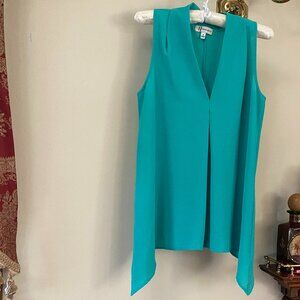 Neiman Marcus Sleevelss Top (NWOT) - Size M